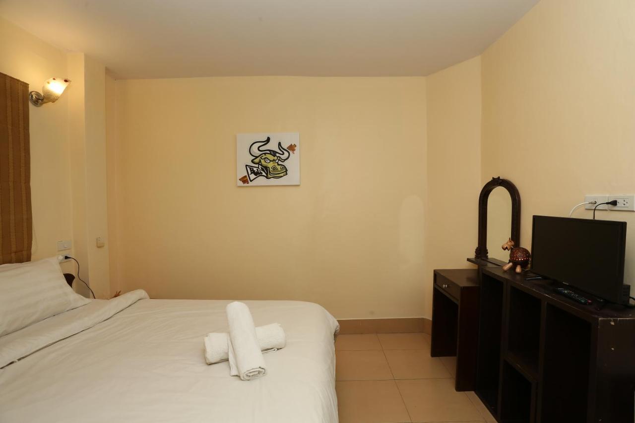 Zodiac Hotel Patong Dış mekan fotoğraf